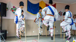 Festivalul-concurs „Pe sub poala Codrului – Prânzul miresei Anicuța” de la Stremț ajunge la ediția a VIII-a