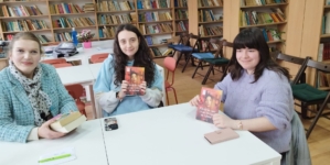 Biblioteca Municipală „Laurențiu Ulici” din Sighet găzduiește o nouă întâlnire a clubului de carte „Legături Literare”