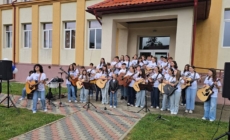 La Târgu Lăpuș: Spectacol cultural-artistic susținut de Trupa „Adrian Păunescu”