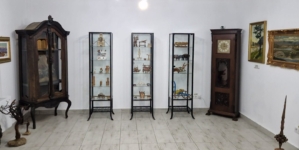 Vișeu de Sus: Expoziția „Maramureșul Tradițional în Miniaturi și Artă” poate fi vizitată până în 15 septembrie