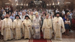 Preasfințitul Părinte Iustin a slujit la Catedrala Episcopală „Sfânta Treime” din Baia Mare în această duminică