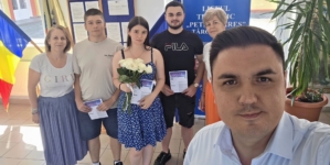 Elevii de 10 ai Țării Lăpușului, felicitați de autoritățile locale pentru performanțele obținute la Bacalaureat
