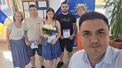 Elevii de 10 ai Țării Lăpușului, felicitați de autoritățile locale pentru performanțele obținute la Bacalaureat