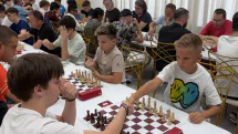 Nouă șahiști maramureșeni, față în față cu adversari de elită la campionatul derulat în cadrul Grand Prix România 2026, în Alba