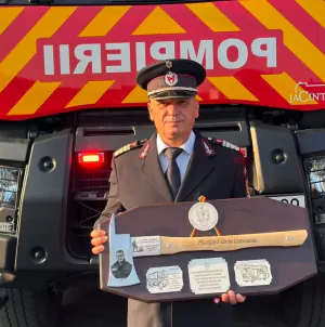 După 20 de ani de misiuni, comandantul de echipaj și conducătorul de autospeciale Constantin Cocuz trece în rezervă