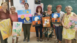 Dialog între suflet și pânză: Atelier de pictură pentru senioarele de la Centrul „Rivulus Pueris” Baia Mare