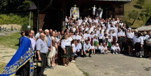 Parohia Ortodoxă Română Vișeu – Valea Râului a organizat tradiționala procesiune în cinstea Maicii Domnului