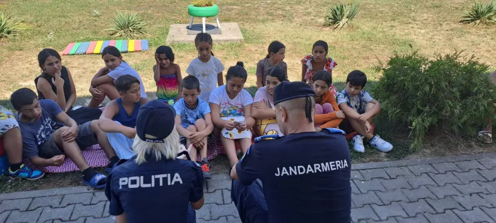 Educație prin joc și prietenie: Activități interactive pentru copiii vulnerabili din Baia Mare