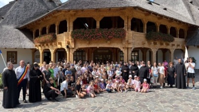 Peste 140 de copii și tineri au participat la cea de-a IX-a ediție a școlii de vară „Fiii Maicii Domnului din Bârsana”