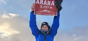 Felix Florian Mureșan, maramureșean la rădăcini, a ajuns pe Muntele Ararat. Povestea unei ascensiuni dincolo de vârf și altitudine