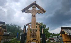 Troiță în memoria Eroilor Maramureșeni, sfințită astăzi în Parohia Glod