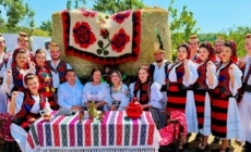 Ansamblul Folcloric Național „Transilvania” a adus voie bună la Întâlnirea cu Fiii Satului Viile Apei