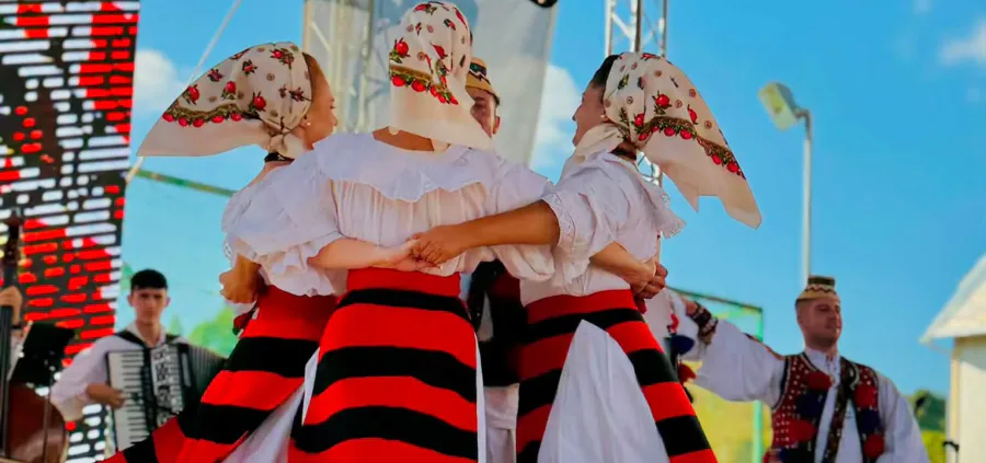 Ansamblul Folcloric Național „Transilvania”, momente deosebite la Întâlnirea cu Fiii Satului Ieud