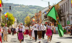Tradiții și culoare: La Vișeu de Sus s-au întâlnit trei sărbători – Festivalul Țipțerilor, Sfânta Maria Mare și Ziua Maramureșului