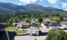 Sunteți invitați la hramul Mănăstirii Pietroasa-Borșa