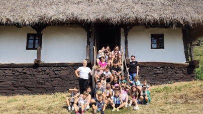 O zi în satul de odinioară – povești, tradiții și creativitate la Muzeul Satului Baia Mare