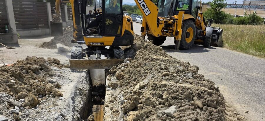 Modernizarea infrastructurii de pe Strada 2 din Tăuții-Măgherăuș avansează