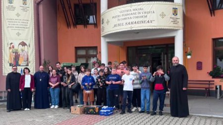 Copiii din două parohii sătmărene au adus bucurie seniorilor de la Căminul „Bunul Samarinean” din Coroieni