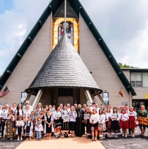 Grupul „Comorile Izei” a dus tradițiile maramureșene peste ocean, la Festivalul Românesc din Cleveland