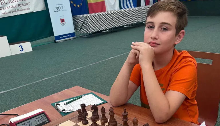 Ștefan Grigorescu de la Academia de Șah Maramureș a obținut argint la Campionatul Uniunii Europene
