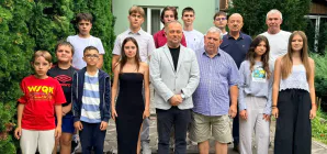 Șahul apropie Maramureșul de Republica Moldova: Nouă tineri șahiști din Sîngerei, în tabără de pregătire la Baia Sprie