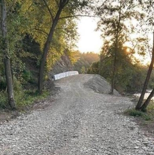 La Rozavlea, pe malul Izei, a fost amenajat un drum nou de 3,6 kilometri