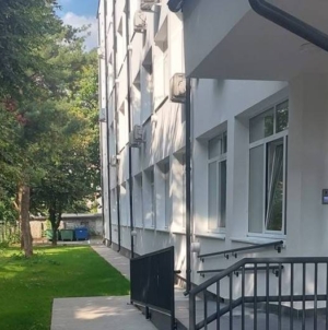 Liceul „Emil Racoviță” din Baia Mare a fost modernizat. Lucrările au ajuns la recepție