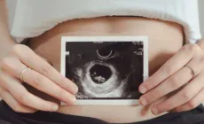 „Școala Mamei” continuă la Spitalul Județean din Baia Mare. Cursuri gratuite pentru viitoarele mămici