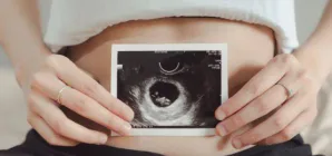 „Școala Mamei” continuă la Spitalul Județean din Baia Mare. Cursuri gratuite pentru viitoarele mămici