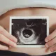 „Școala Mamei” continuă la Spitalul Județean din Baia Mare. Cursuri gratuite pentru viitoarele mămici