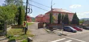 Opt locuri de muncă la Rona de Jos. Se caută îngrijitoare, bucătar, ajutor de bucătar, spălătoreasă și administrator
