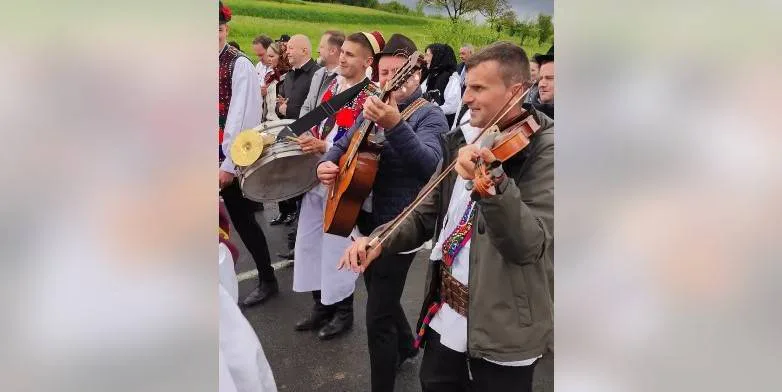 Se caută profesor de instrumente tradiționale la Sighetu Marmației. Postul este pe perioadă nedeterminată