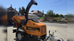 Tăuții-Măgherăuș are un tocător nou pentru crengile rezultate din lucrările de întreținere