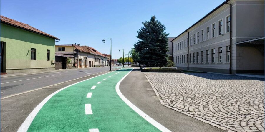Pistele de biciclete împart opiniile în Baia Mare. Două perspective asupra aceleiași schimbări