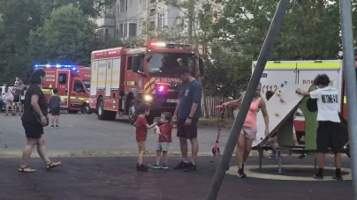 Clipe de groază în Baia Mare! Un copil de 2 ani, salvat de pompieri de pe pervazul unui bloc