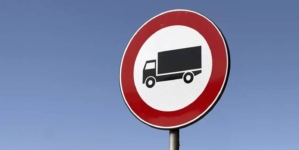 Canicula oprește traficul greu în Maramureș. Mâine, 5 august, restricții între orele 12:00 și 20:00