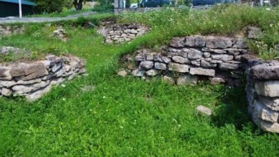 13 august 1391, când Mănăstirea Peri a fost ridicată la rang de stavropighie patriarhală