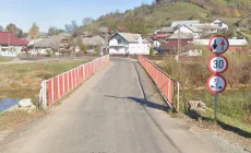 Podul peste râul Lăpuș, de la Rogoz, trebuie reconstruit. Până atunci se pregătește o variantă provizorie