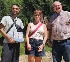 Albumul „101 minuni de la capătul lumii – Băiuț”, semnat de Walter Übelhart, studiat de doctoranzi din Franța și Spania