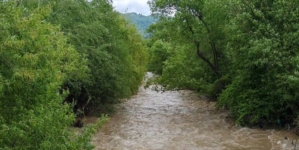 Dublă avertizare în Maramureș: Cod galben de furtuni și risc de viituri pe Vișeu, Iza și Lăpuș
