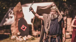 Povestea Omnis Barbaria Baia Mare, o asociație care trăiește istoria și dă viață trecutului