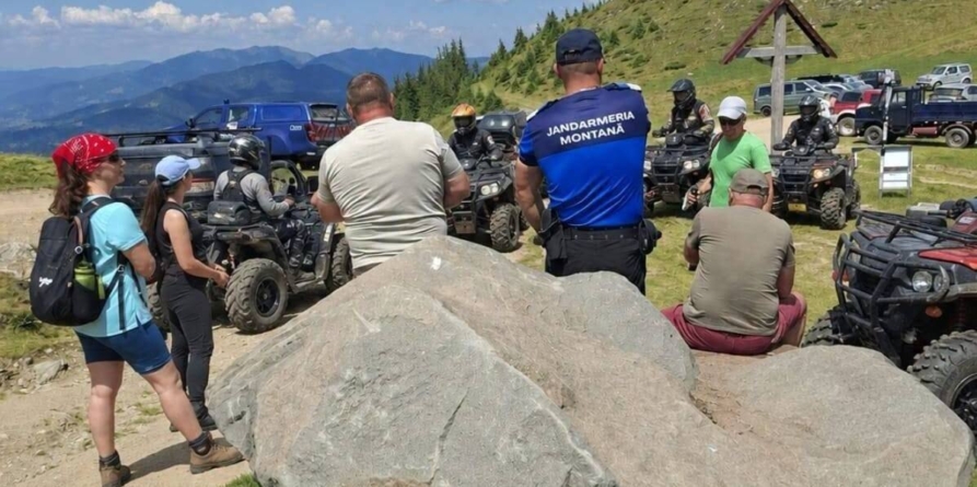 Jandarmii avertizează: pajiștile alpine nu sunt trasee off-road
