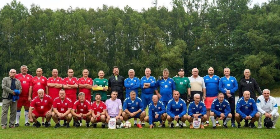 35 de ani de la promovarea care a făcut în Cavnic sărbătoare. Gloriile Minerului se întorc mâine pe stadion