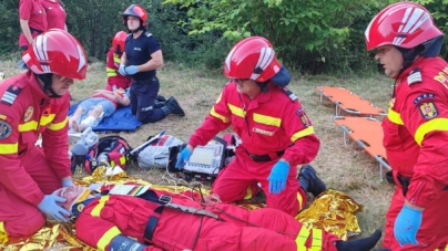 Exercițiu! Accident cu 11 pasageri simulat în Pasul Gutâi, Maramureș