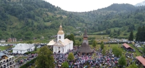 Trafic modificat în jurul Mănăstirii Moisei. Intrarea și ieșirea se fac pe trasee diferite
