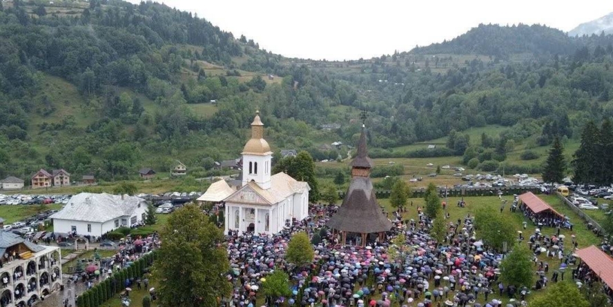 Trafic modificat în jurul Mănăstirii Moisei. Intrarea și ieșirea se fac pe trasee diferite