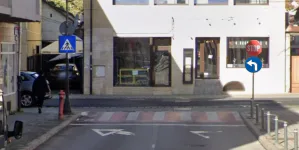 Nouă regulă de circulație pe strada Teatrului. „Obligatoriu stânga” la intersecția cu Gheorghe Șincai