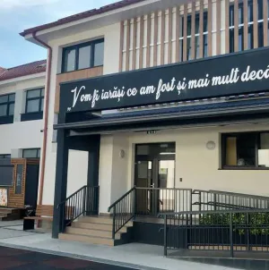 Angajări în Vișeu de Sus. 12 posturi disponibile la două instituții de învățământ