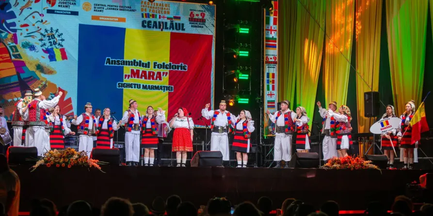 Diplomă de Excelență pentru Ansamblul Folcloric „Mara”, la Festivalul Internațional „Ceahlăul”