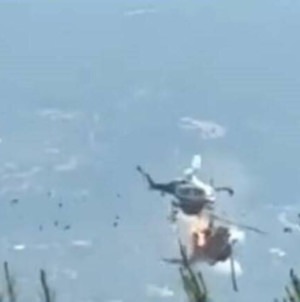 Un pilot român a murit după ciocnirea a două elicoptere care luptau cu incendiile din Grecia